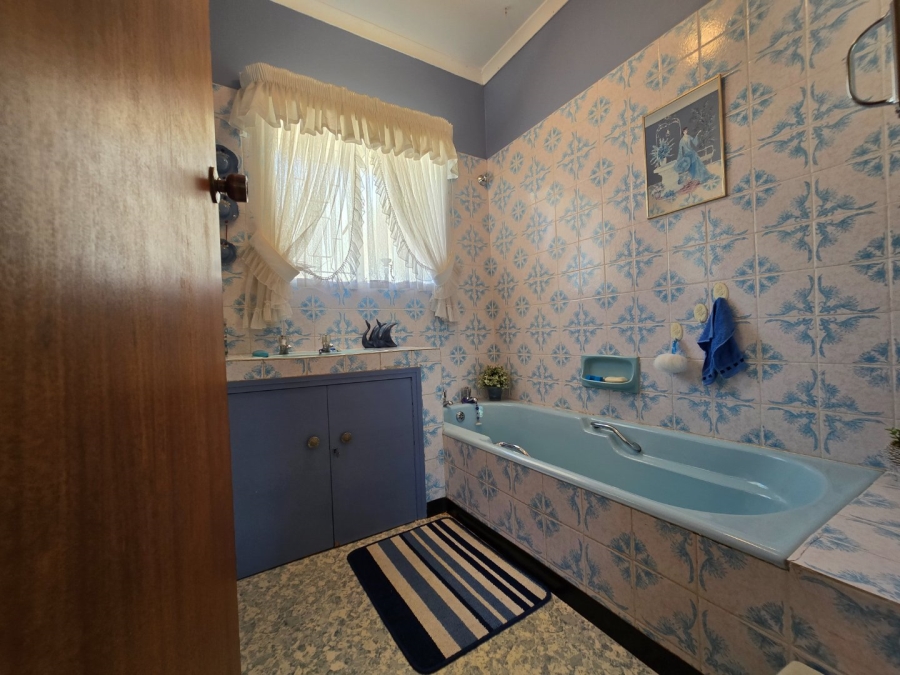 4 Bedroom Property for Sale in Helicon Heights Free State